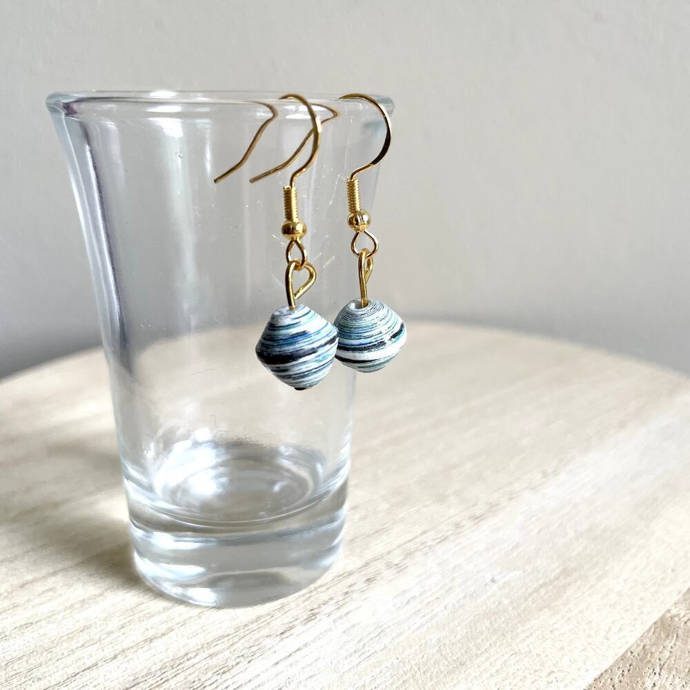 Omaira Beaded Earrings NWT handmade metallic delicate lightweight vintage statem